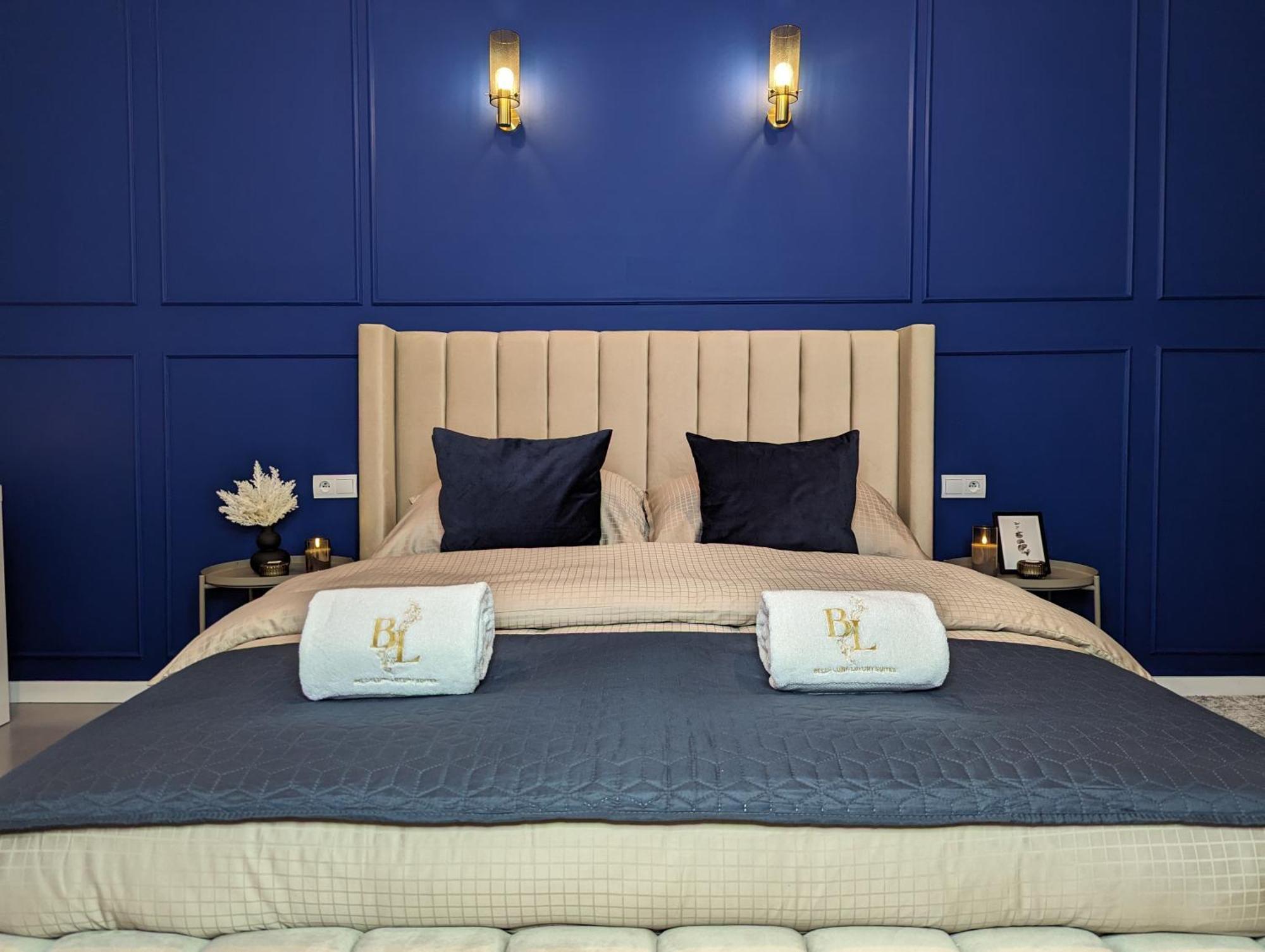 ורשה Bella Luna Luxury Suites - Chic Residence In Historic Square מראה חיצוני תמונה